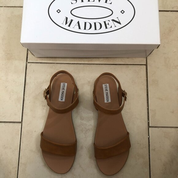 Steve Madden - Daelyn Ankle Strap Sandal (Cognac, Size 8) - Picture 1 of 8